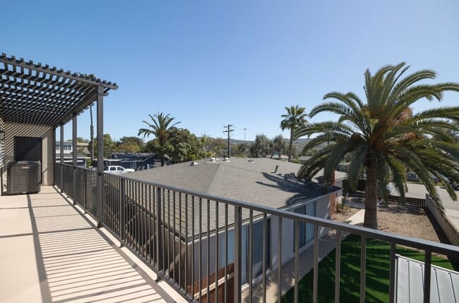 Building Photo - Electricity/Gas Included - New Constructio...