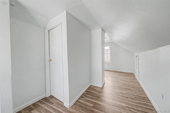 Building Photo - 241 N Main St