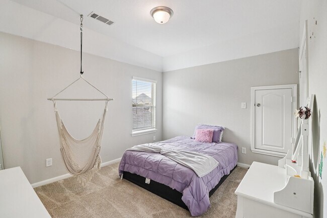 Building Photo - 15707 Braemar Cove Dr
