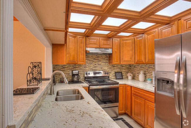 Kitchen - The Palms at Memorial