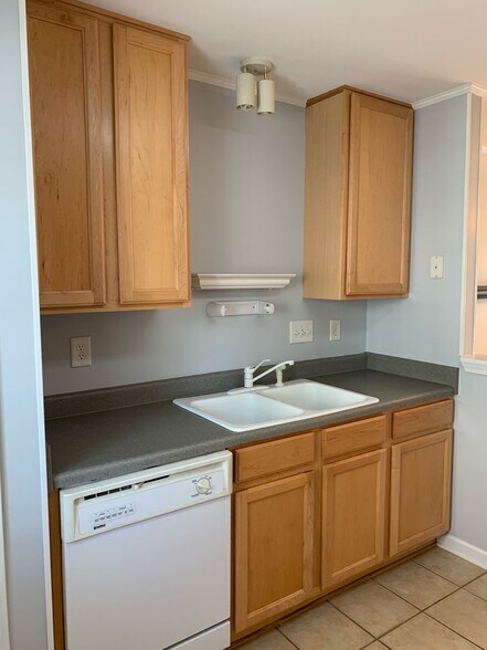 Building Photo - 3279 Weston Street