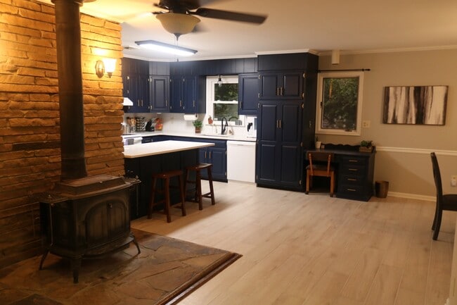 Building Photo - 25049 Ocean Gateway