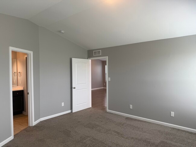 Building Photo - 2320 Tanksley Wy