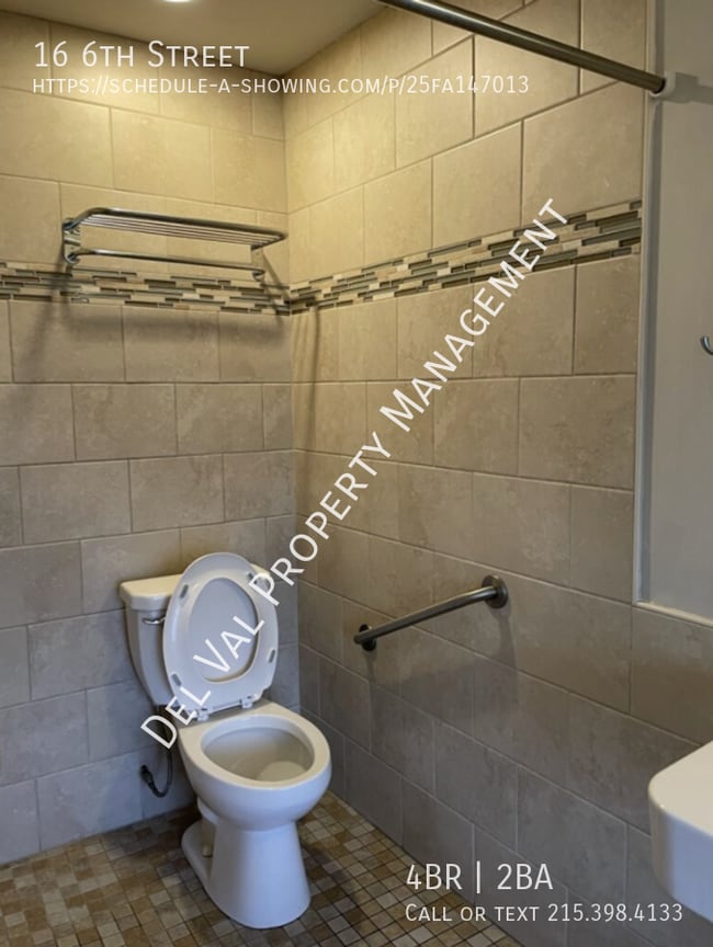 Building Photo - 16 6th St