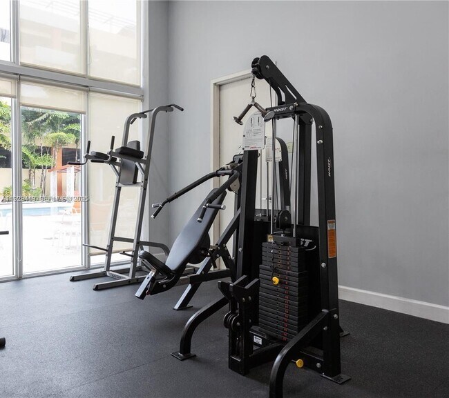 Building Photo - 18800 NE 29th Ave