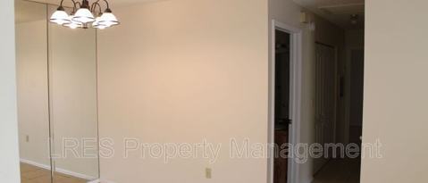 Building Photo - 4692 Pheasant Run Dr