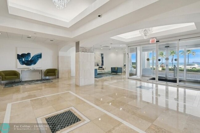 Building Photo - 209 N Fort Lauderdale Beach Blvd