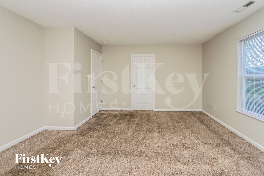 Building Photo - 6987 N Abilene Way