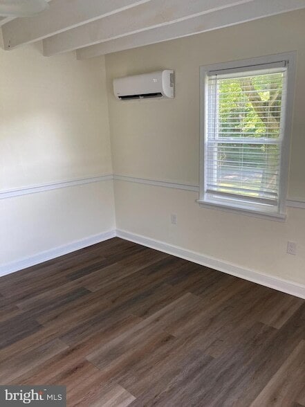 Building Photo - 612 Kennebec Ave