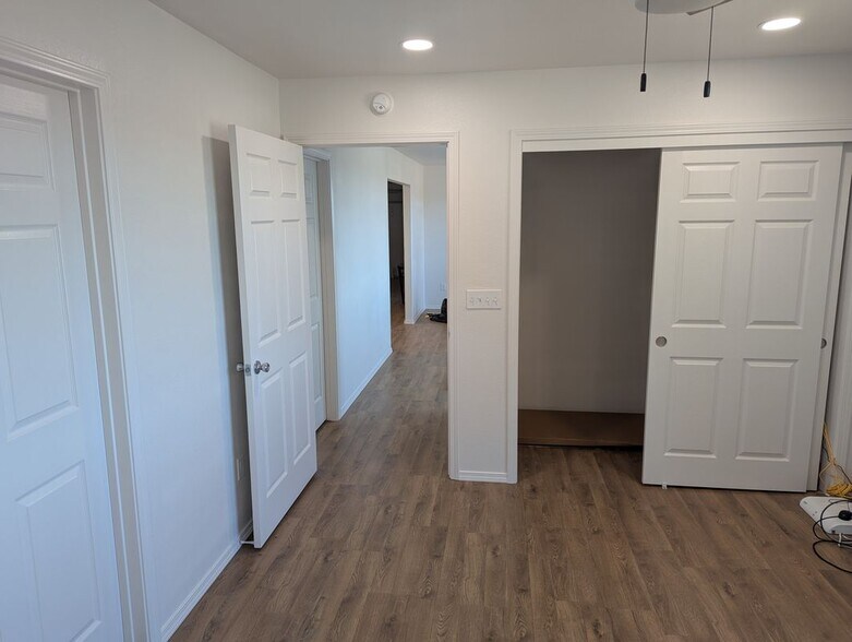 Building Photo - 13742 Blair Ln