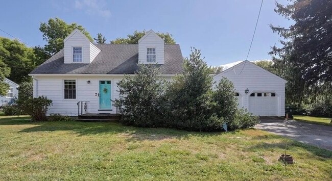 Primary Photo - 50 Broadcommon Rd