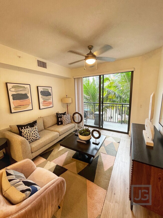 Living Room - 440 Westree Ln