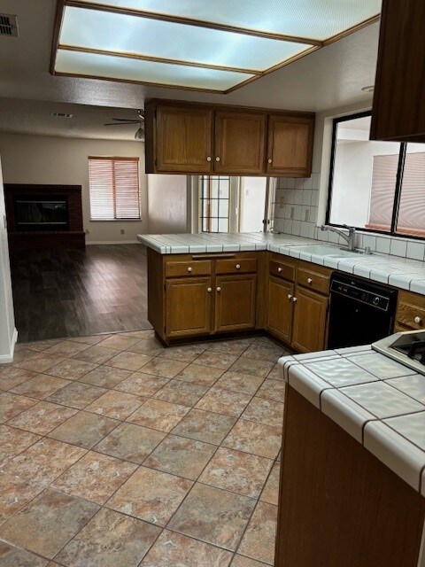 Building Photo - 43427 Buena Vista Way