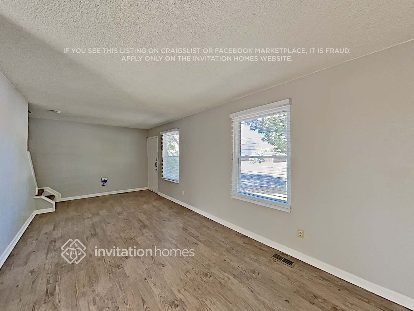 Building Photo - 1358 W 135th Dr