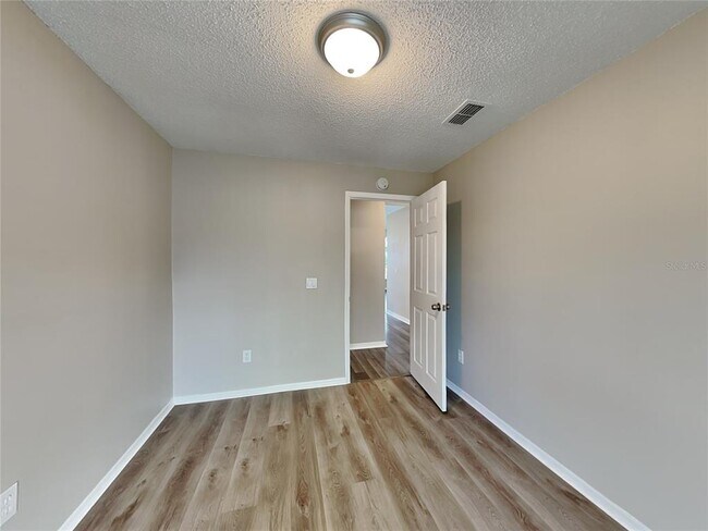 Building Photo - 7323 R J Cove Ct