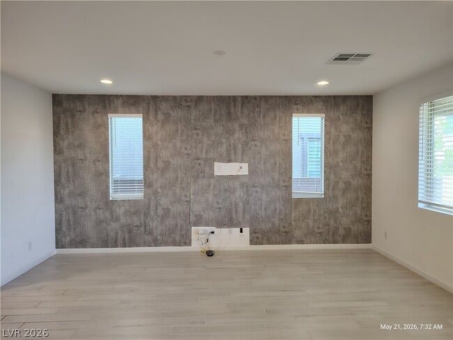 Building Photo - 9648 Sunstone Sparkle Ave
