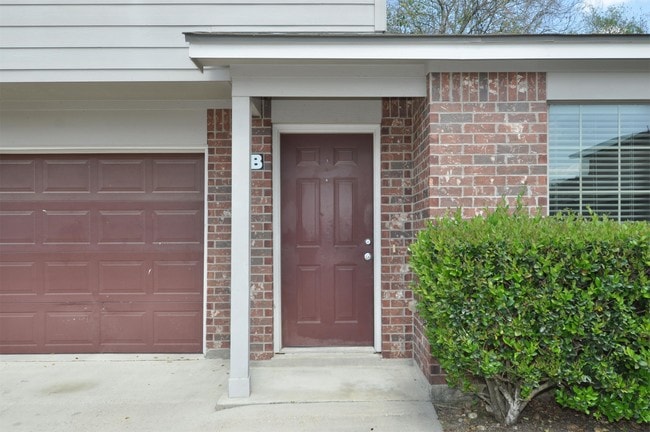 Building Photo - 21473 W Wallis Dr