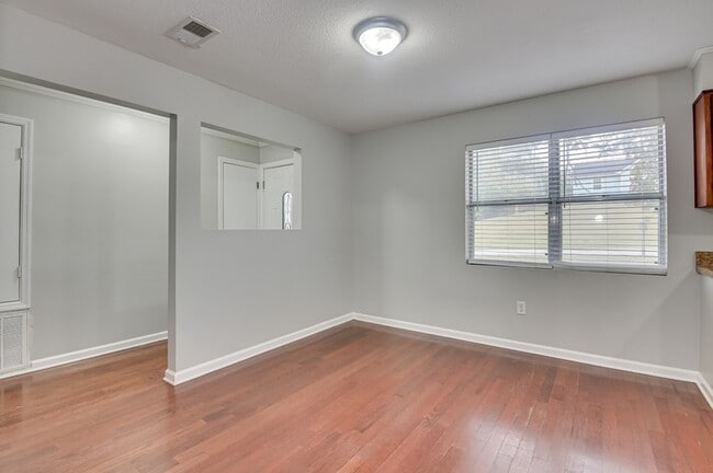 Building Photo - 2919 Cable Way