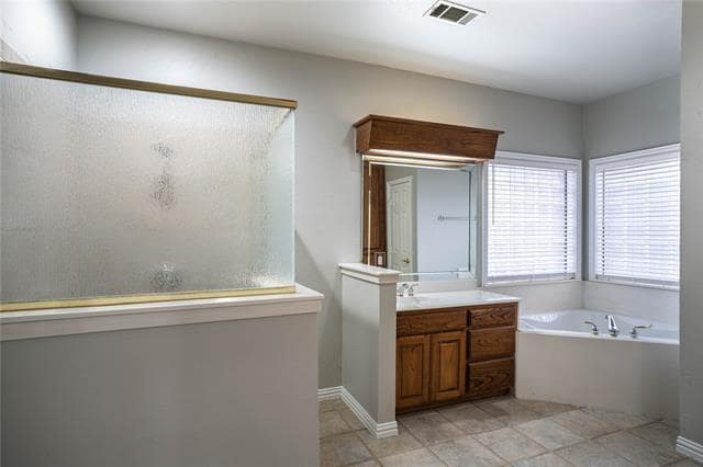 Building Photo - 250 Timberleaf Dr