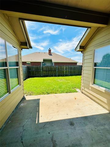 Building Photo - 428 Welch Dr