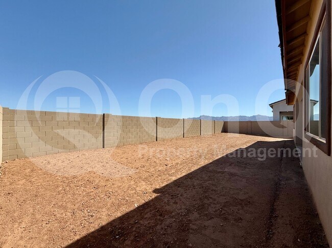 Building Photo - 826 Golden Ore Pass