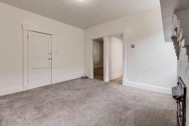 Building Photo - 275 Lelia St