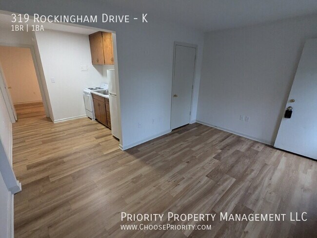 Building Photo - 319 Rockingham Dr
