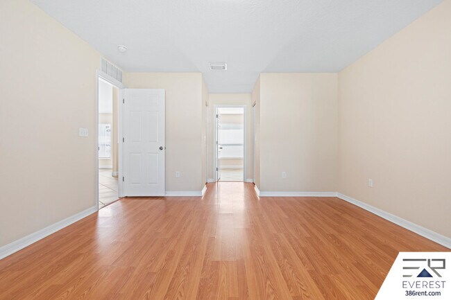 Building Photo - 9 Sea Beacon Pl