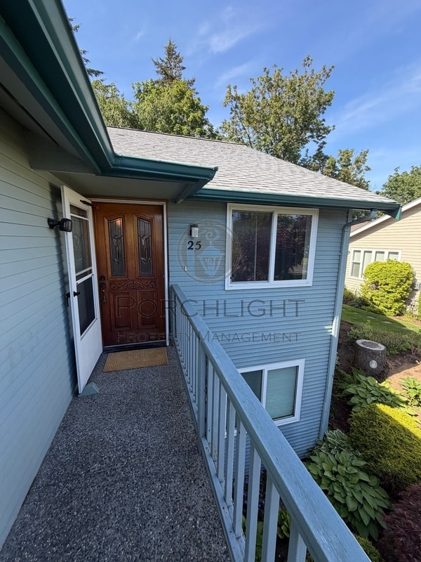 Building Photo - 107 Fairside Dr