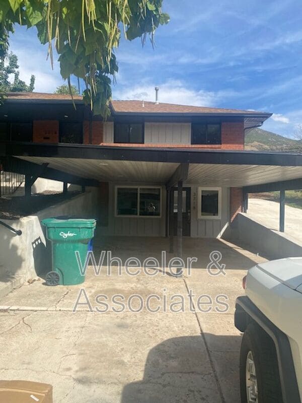 Building Photo - 3714 Brinker Ave