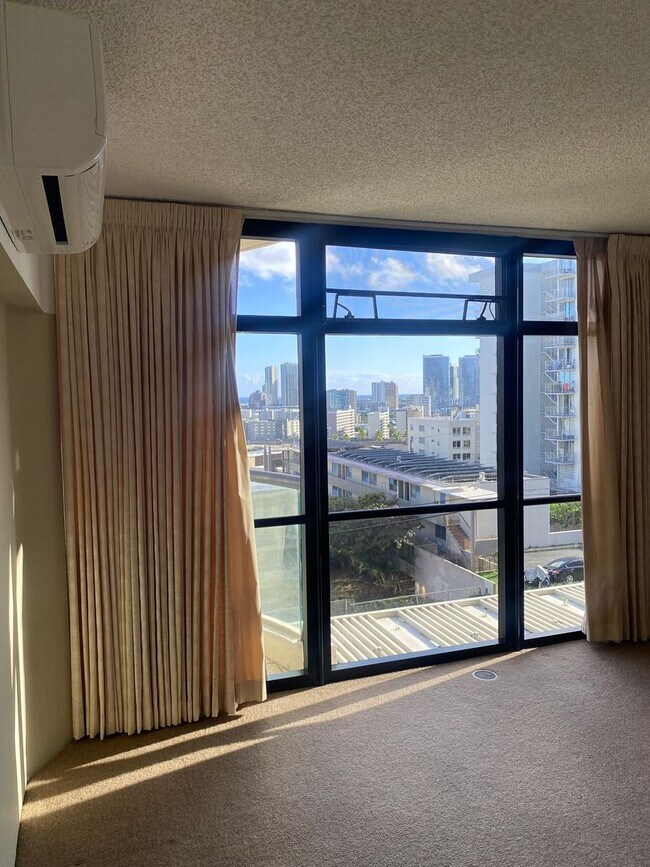 Building Photo - 1015 Wilder Ave