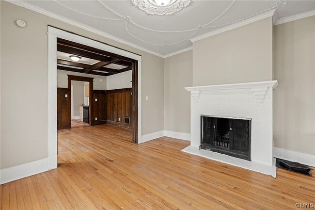 Building Photo - 1522 S State St