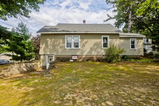 Building Photo - 791 Britton St