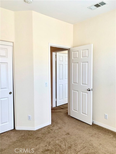 Building Photo - 142 Principia Ct