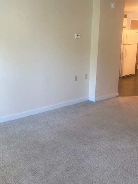 Building Photo - 204 Worth St