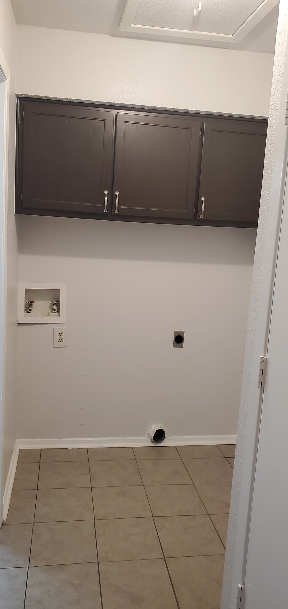 Building Photo - 7738 Staci Ct