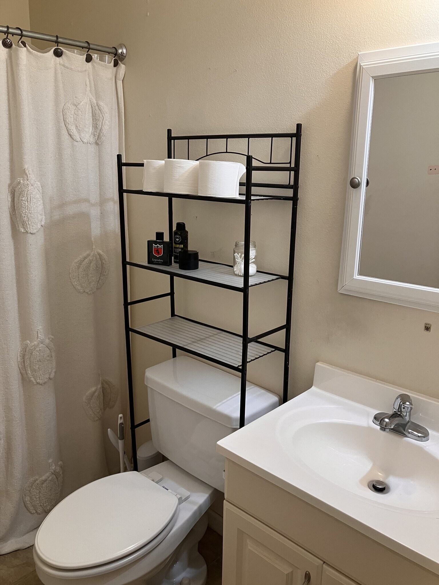 Building Photo - 5608 C St