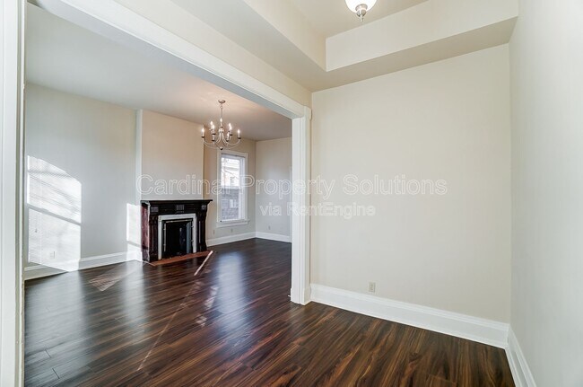 Building Photo - 2114 Kemper Ln