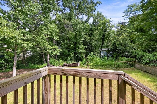 Building Photo - 2343 Carver Dr NW