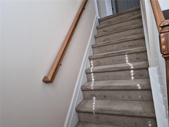 Building Photo - 5966 Haddon Pl SE