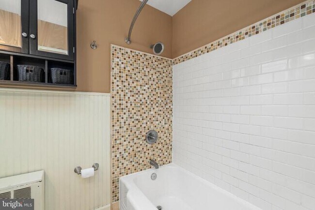 Building Photo - 5708 Rockspring Rd