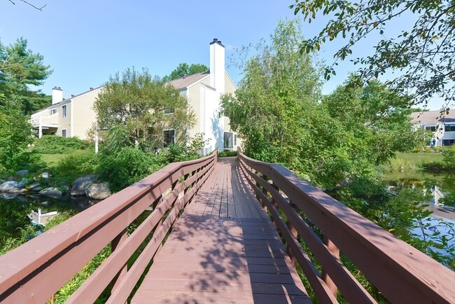 Building Photo - 25 Concord Greene
