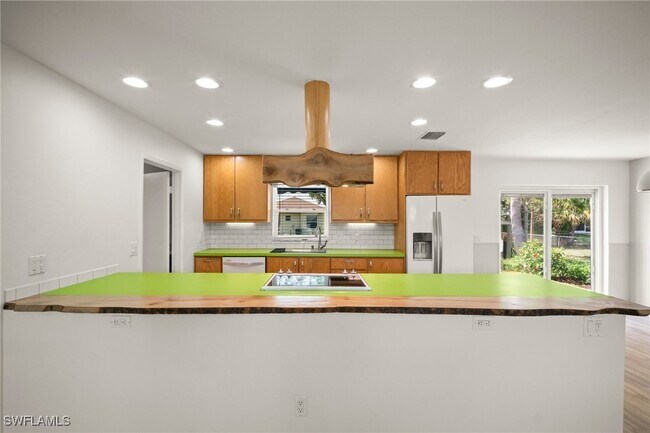 Building Photo - 13014 Seventh St