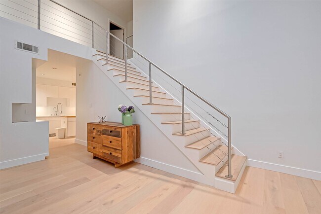 Building Photo - 39 River Hollow Ln