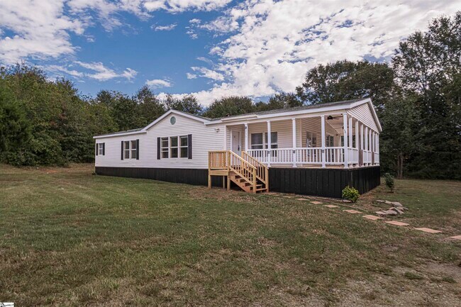 Primary Photo - 296 Fish Camp Rd