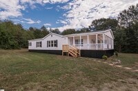 Building Photo - 296 Fish Camp Rd