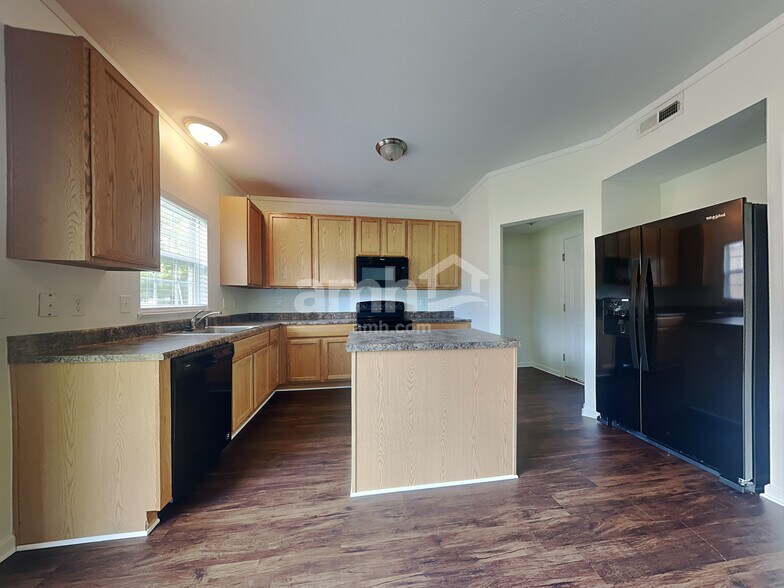 Building Photo - 4 Woodsong Ct