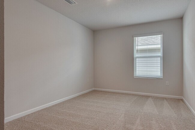 Building Photo - 5797 Guinevere Ln