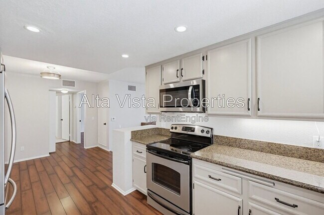 Building Photo - 4204 3rd Avenue