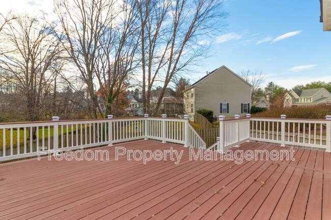 Building Photo - 80 Brookshire Dr